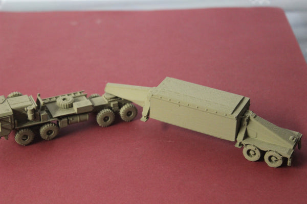 1-87TH SCALE 3D PRINTED U.S. ARMY HEMTT M983A4 TRACTOR WITH THE AN/TPY-2 RADAR IN TRAVEL POSITION