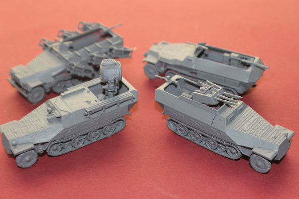 4 FOR 3 1-72ND SCALE 3D PRINTED WW II GERMAN SDKFZ 251s HALFTRACK ARMORED FIGHTING VEHICLE