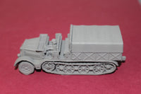 1-87THSCALE 3D PRINTED WW II GERMAN SD.KFZ 9 FAMO OPEN CAB, CLOSED BOX