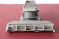 1-87TH HO SCALE SCENERY 3D PRINTED NEW HOLLAND COMBINE WITH TRACK KIT