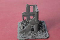 1-87TH SCALE DIORAMA BOMB DAMAGED BUILDINGS #11