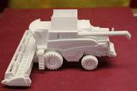 1-72ND SCALE SCENERY 3D PRINTED NEW HOLLAND COMBINE WITH TRACK KIT