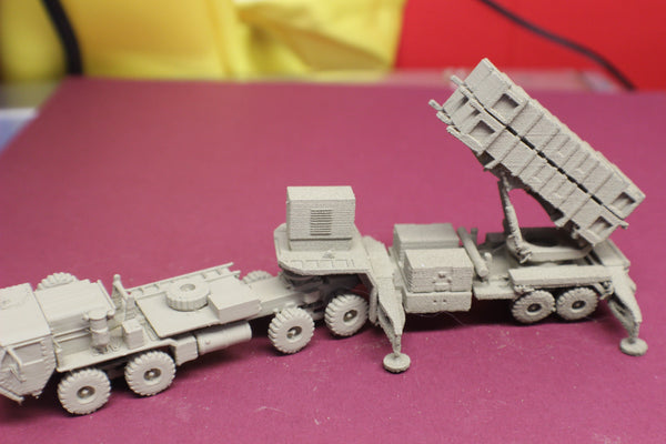 1-72ND SCALE 3D PRINTED U.S. ARMY MIM 104 PATRIOT MISSILE SYSTEM IN LAUNCH POSITION